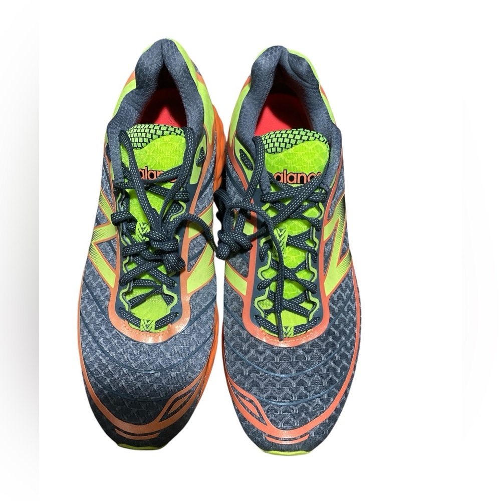 New Balance Men's Gray and Green Running Shoes Size 11.5